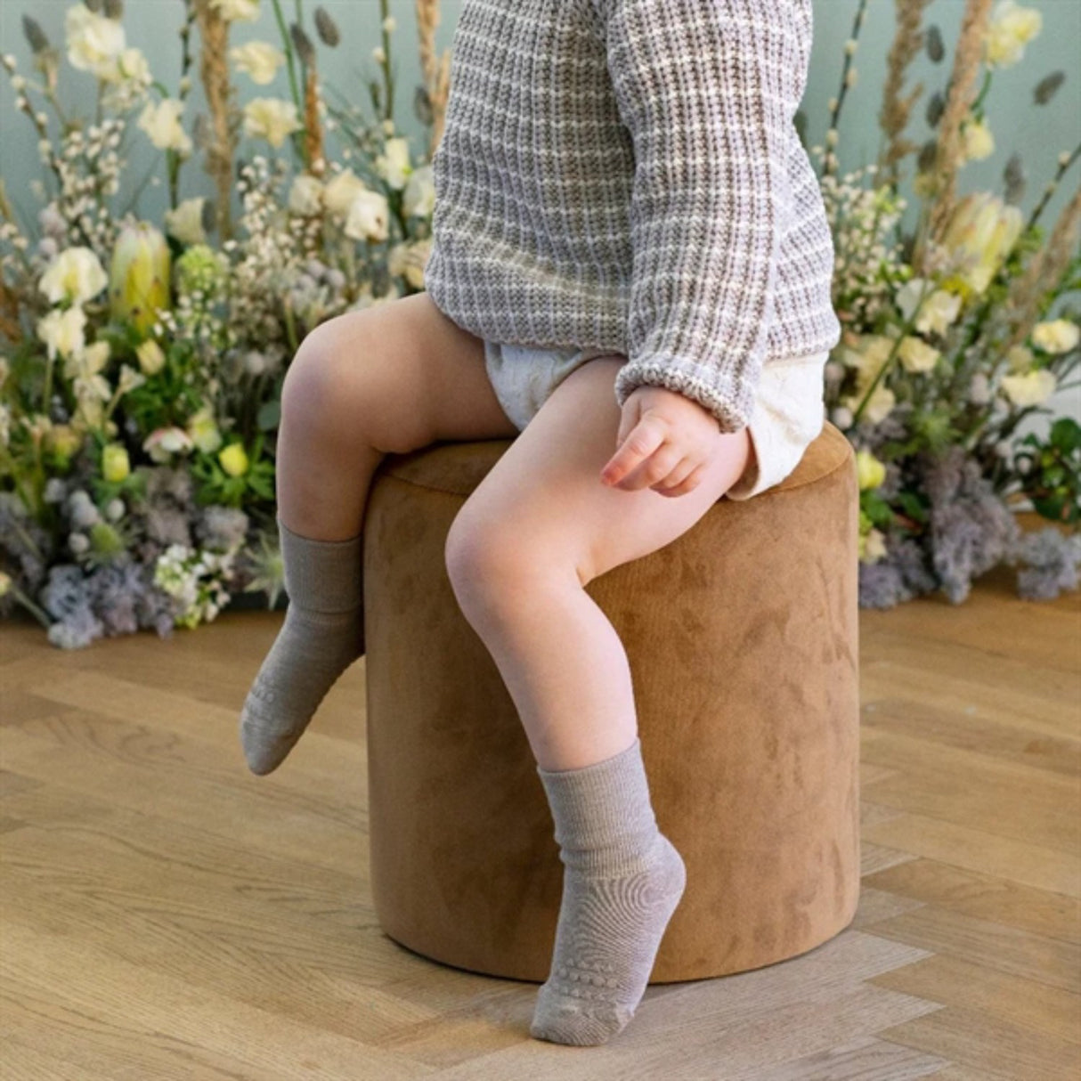Gobabygo Sand Non-Slip Socks In Merino Wool