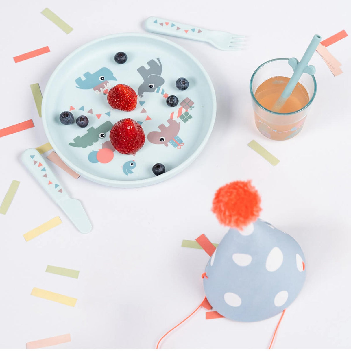 DonebyDeer Blue Foodie 다이닝 세트 축하