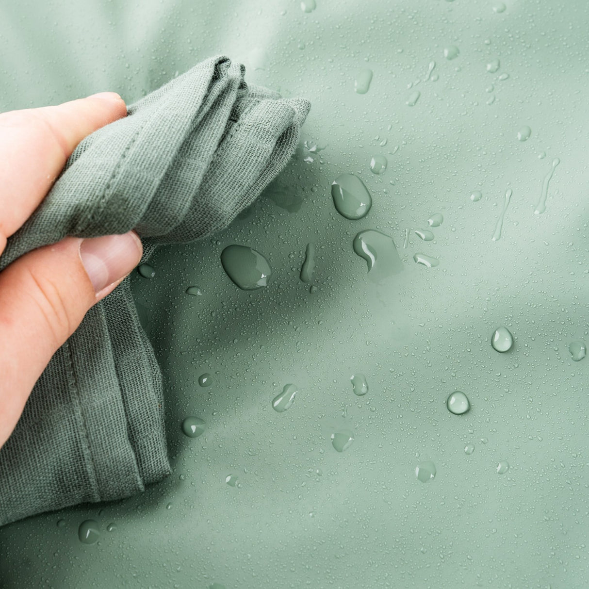 DonebyDeer Green 접이식 기저귀 교환 매트