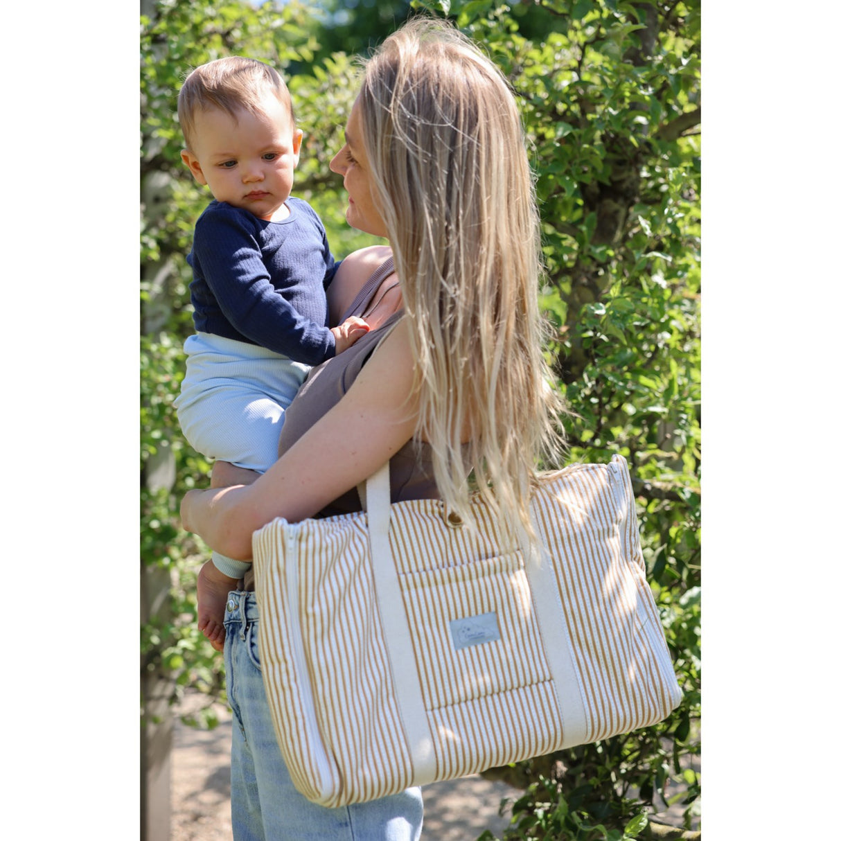 Cam Cam Copenhagen Oatfield Fold-Out Changing Bag