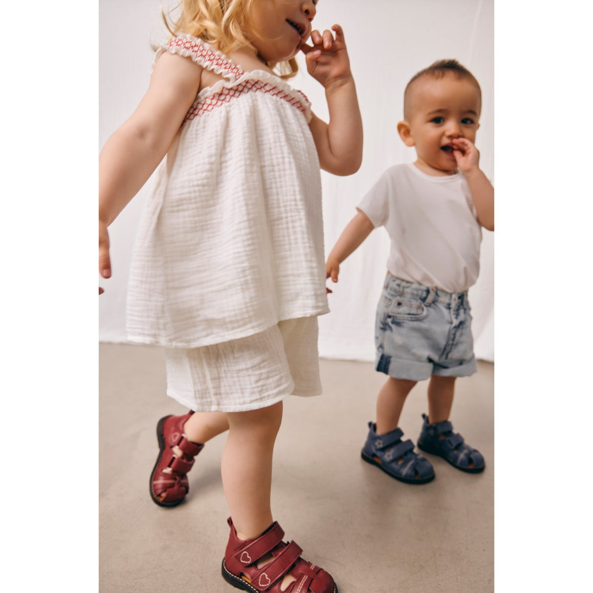 Angulus Indigo Sandal Med Stjernebroderi