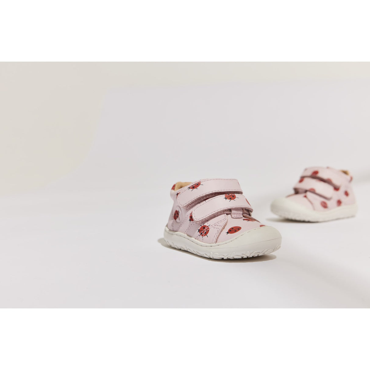 Bisgaard Lady Bugs Barefoot Hale V First Step Shoe