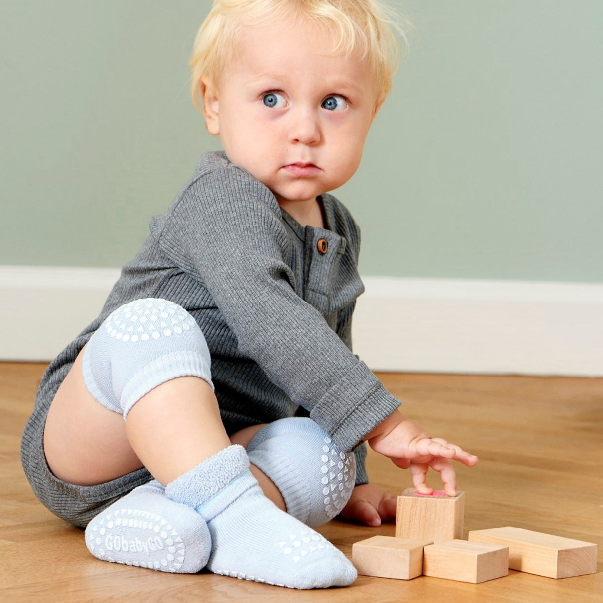 Gobabygo Sky Blue Crawling Knee Pads Organic Terry Cotton