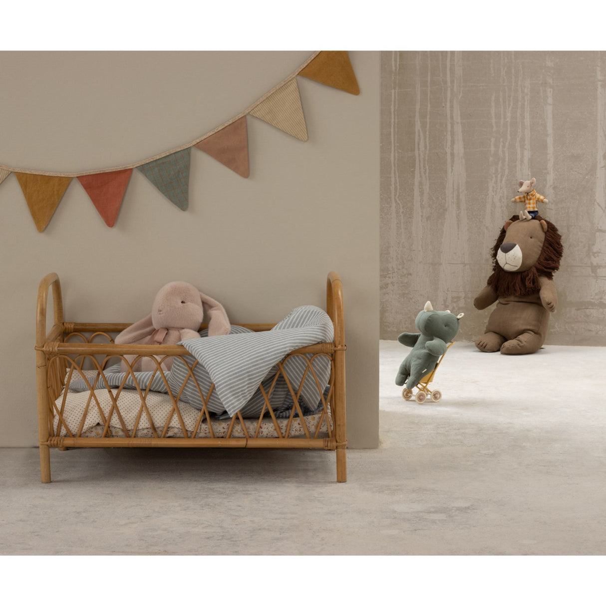 Maileg Bunny Plush, Medium - Light Powder