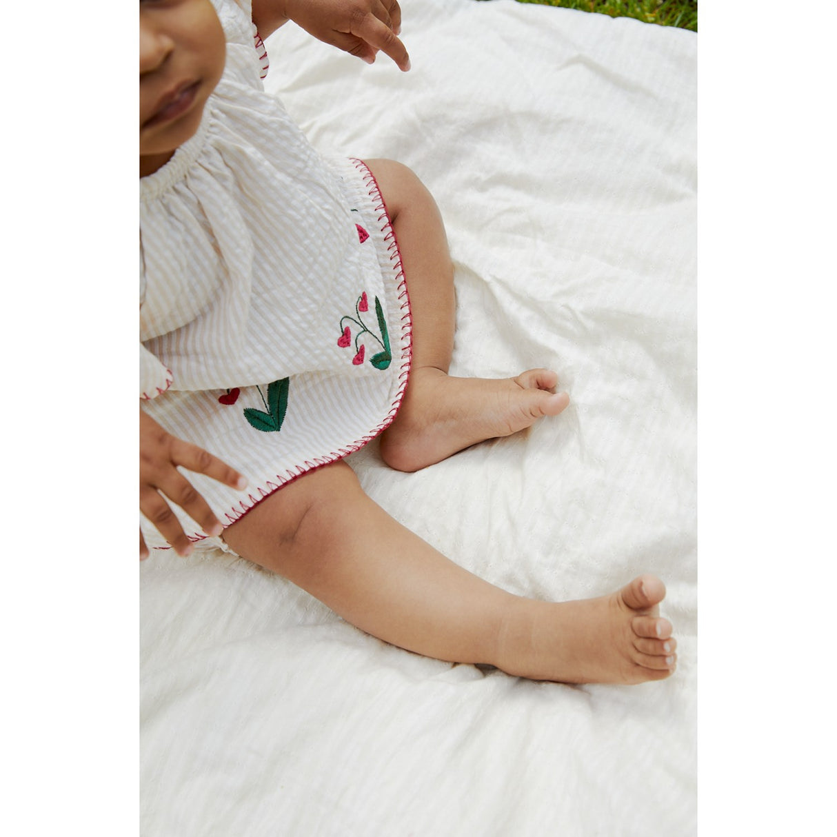 COPENHAGEN COLORS Dusty Rose W Cream Stripe W. Berry Seersucker Baby Set W. Embroidery