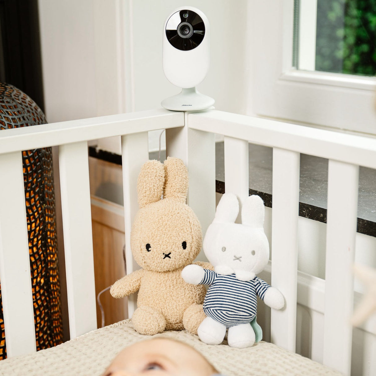 Alecto Video Baby Monitor With 2.8 Inch Color Display