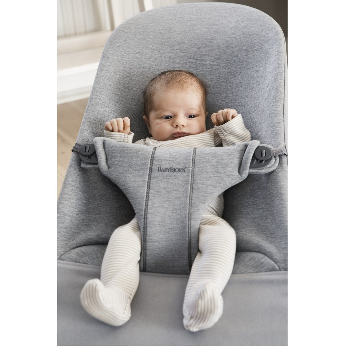 BabyBjörn Light Grey Bouncer Bliss