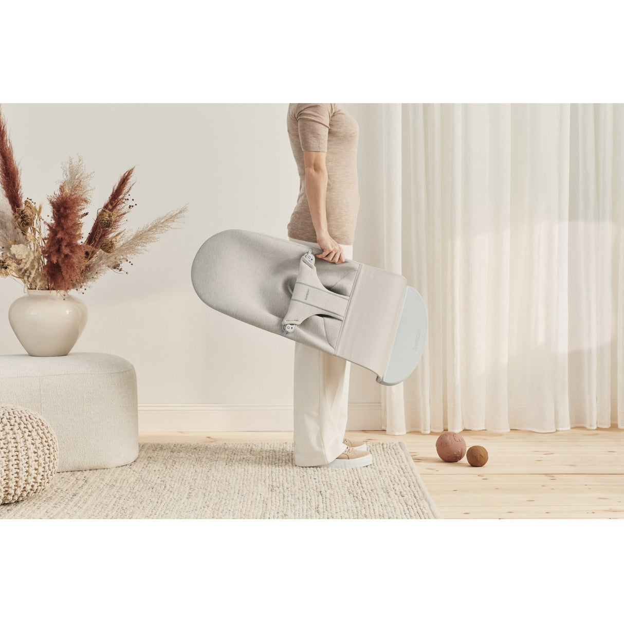 BabyBjörn Light Beige Skråstol Bliss