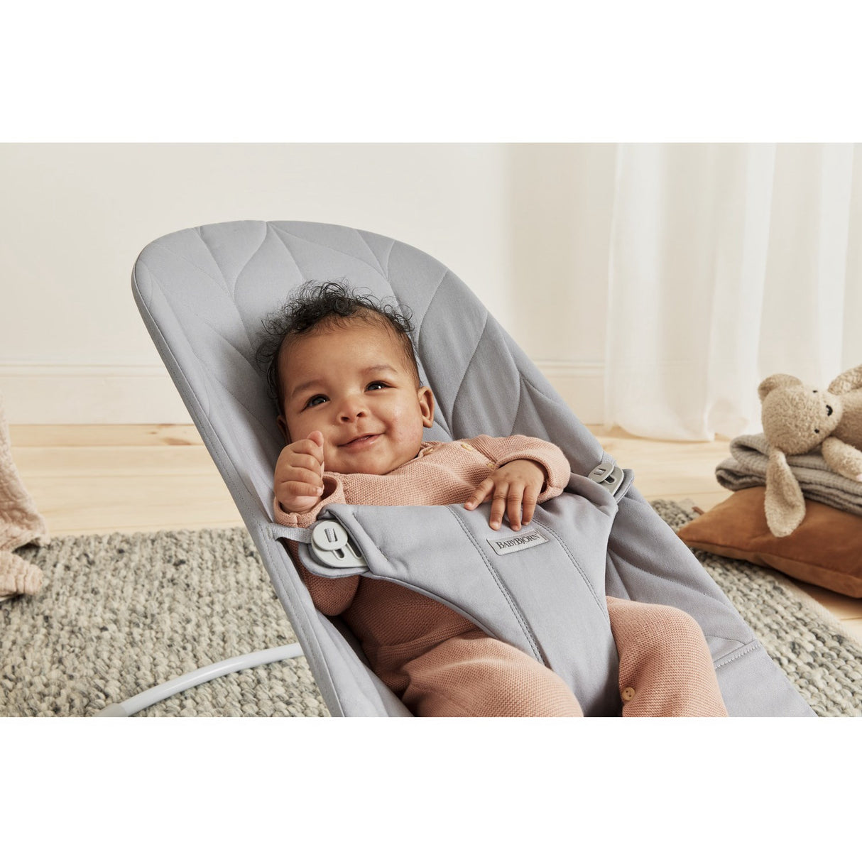 BabyBjörn Light Grey Bouncer Bliss Flower Leaf Quilt