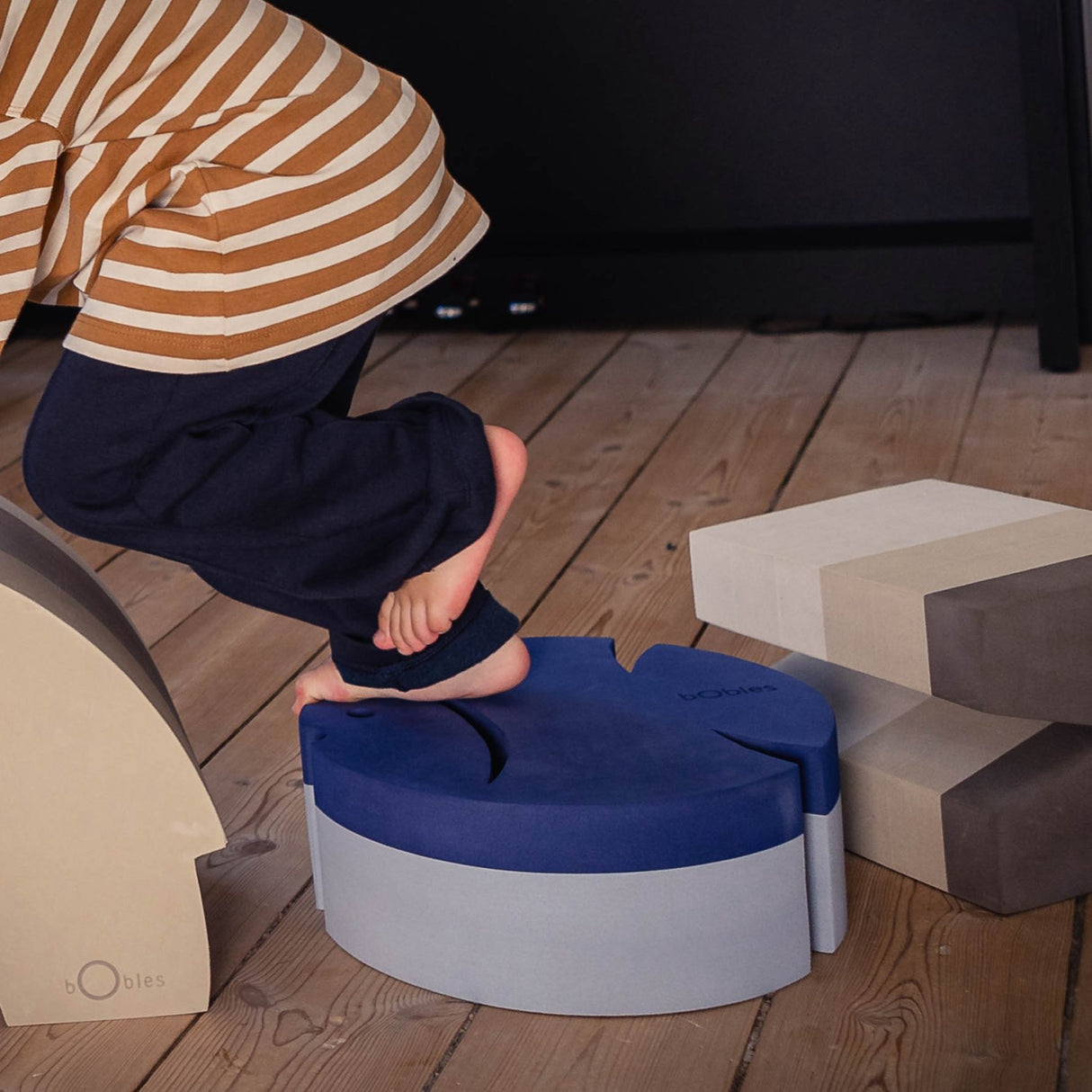 bObles Cloudy Blue Fish Small