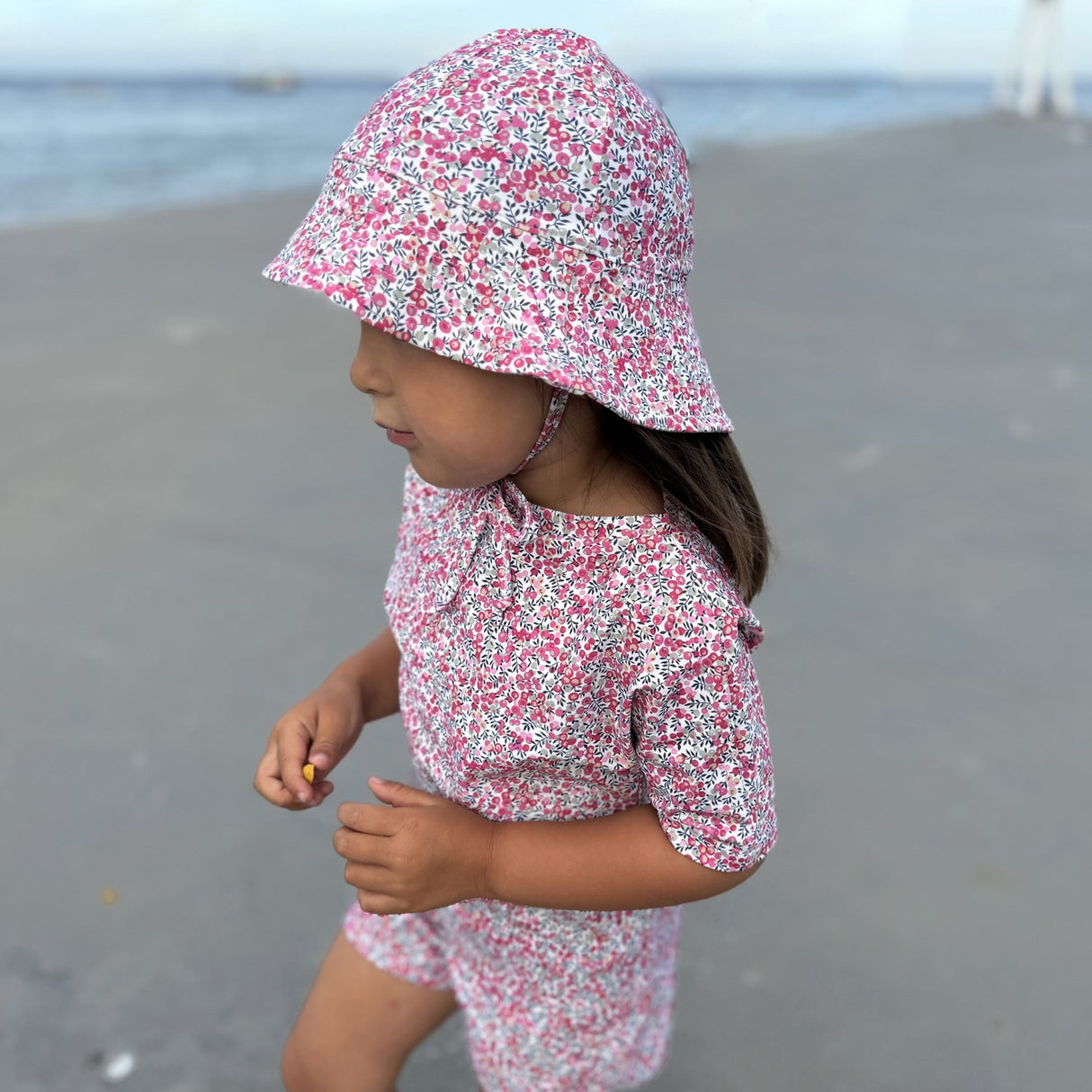 Petit Crabe Wiltshire Bud Luna Boatneck Uv-Shirt S/S - Made With Liberty© Fabric