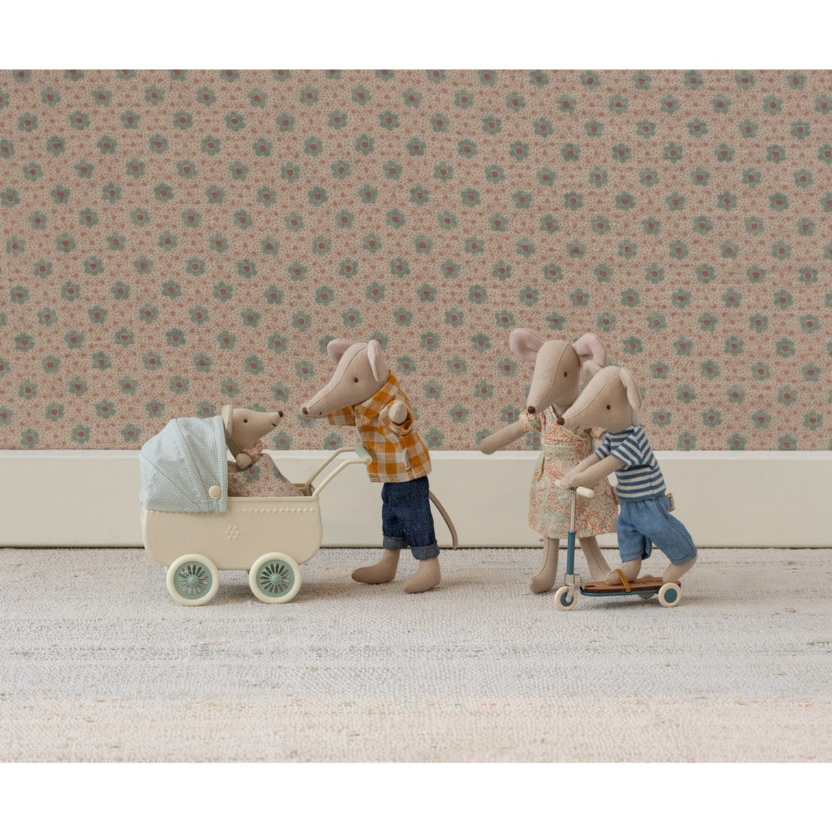 Maileg Pram With Baby Mouse - Mint