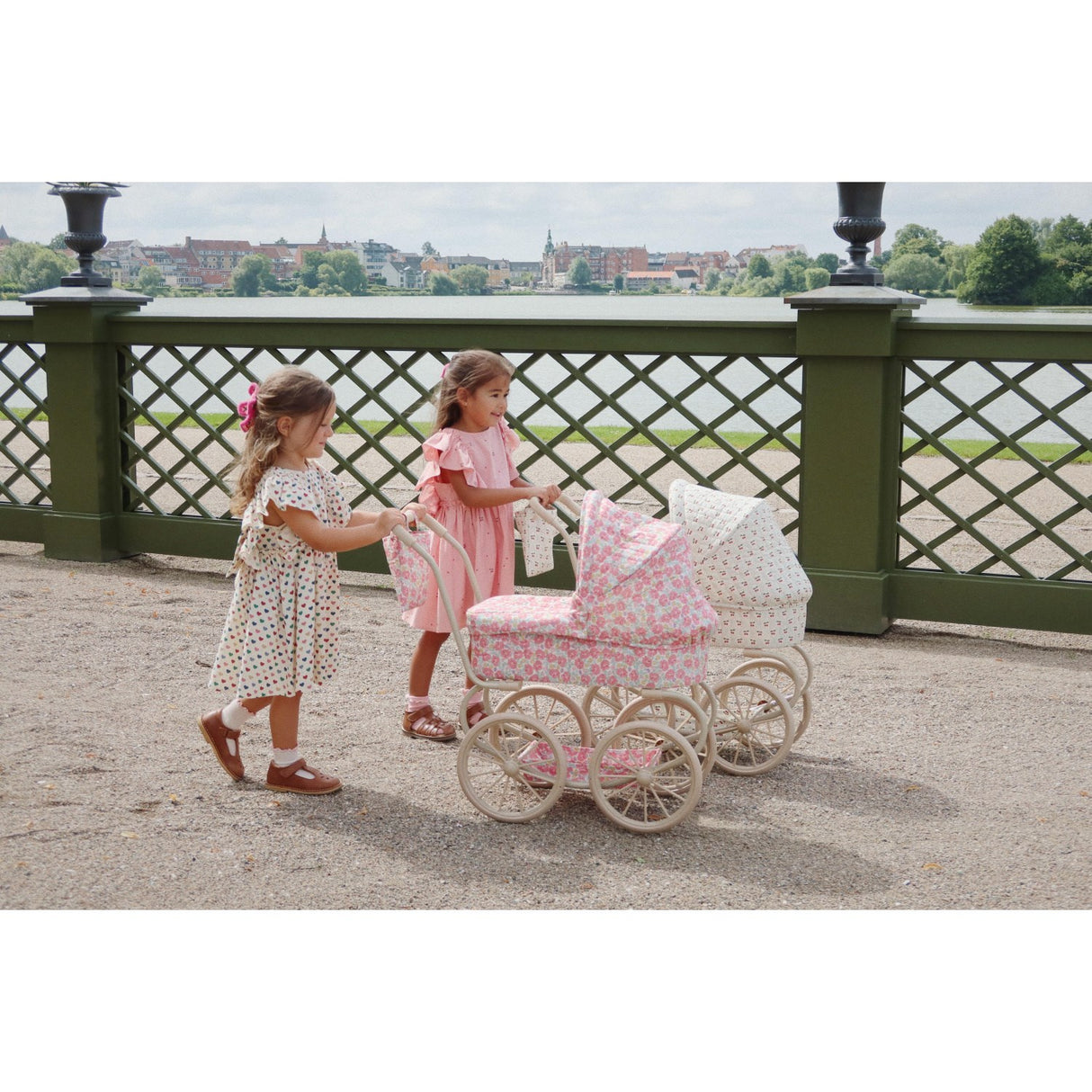 Konges Sløjd Rose Anglaise Minnie Doll Pram