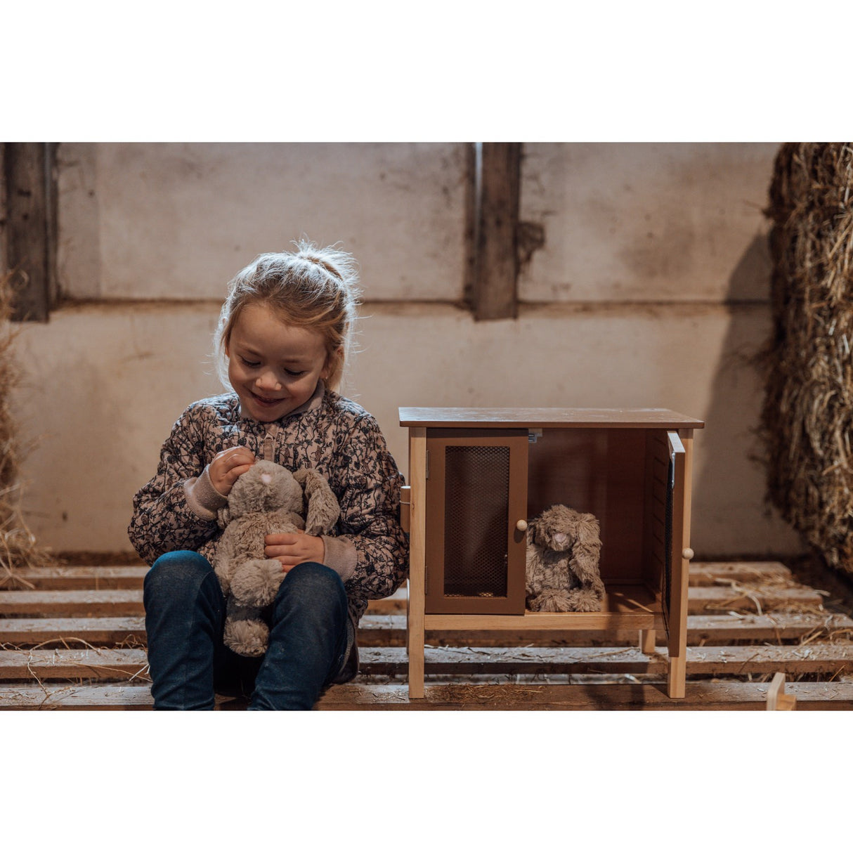 작성자 : Astrup Rabbit Cage and Spring