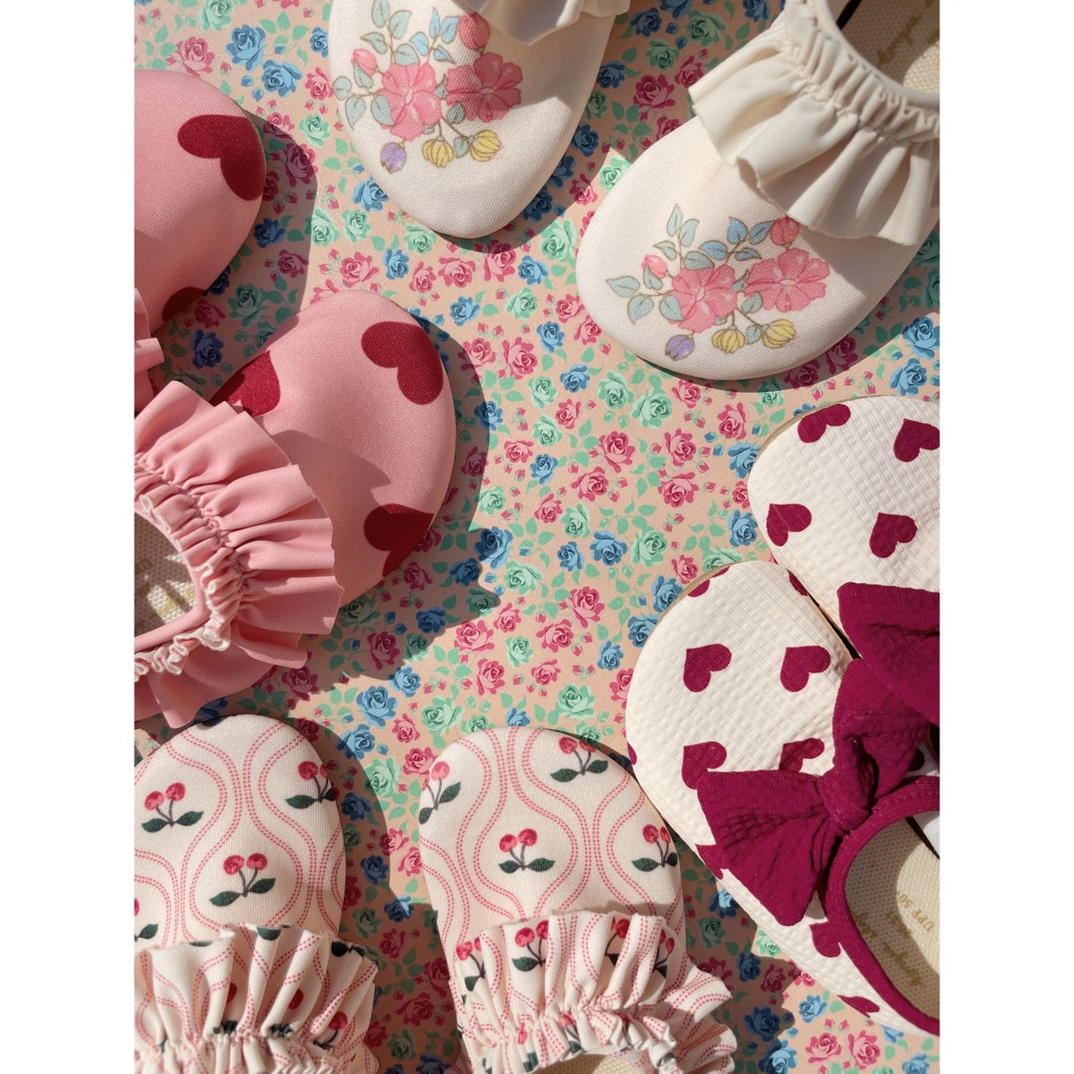 Konges Sløjd Cherry Pink Motif Merle Frill Swim Shoes