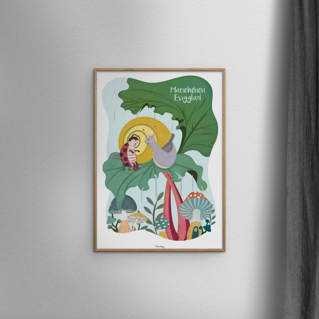 Poster & Frame Tiny Tails - Mariehønen Evigglad