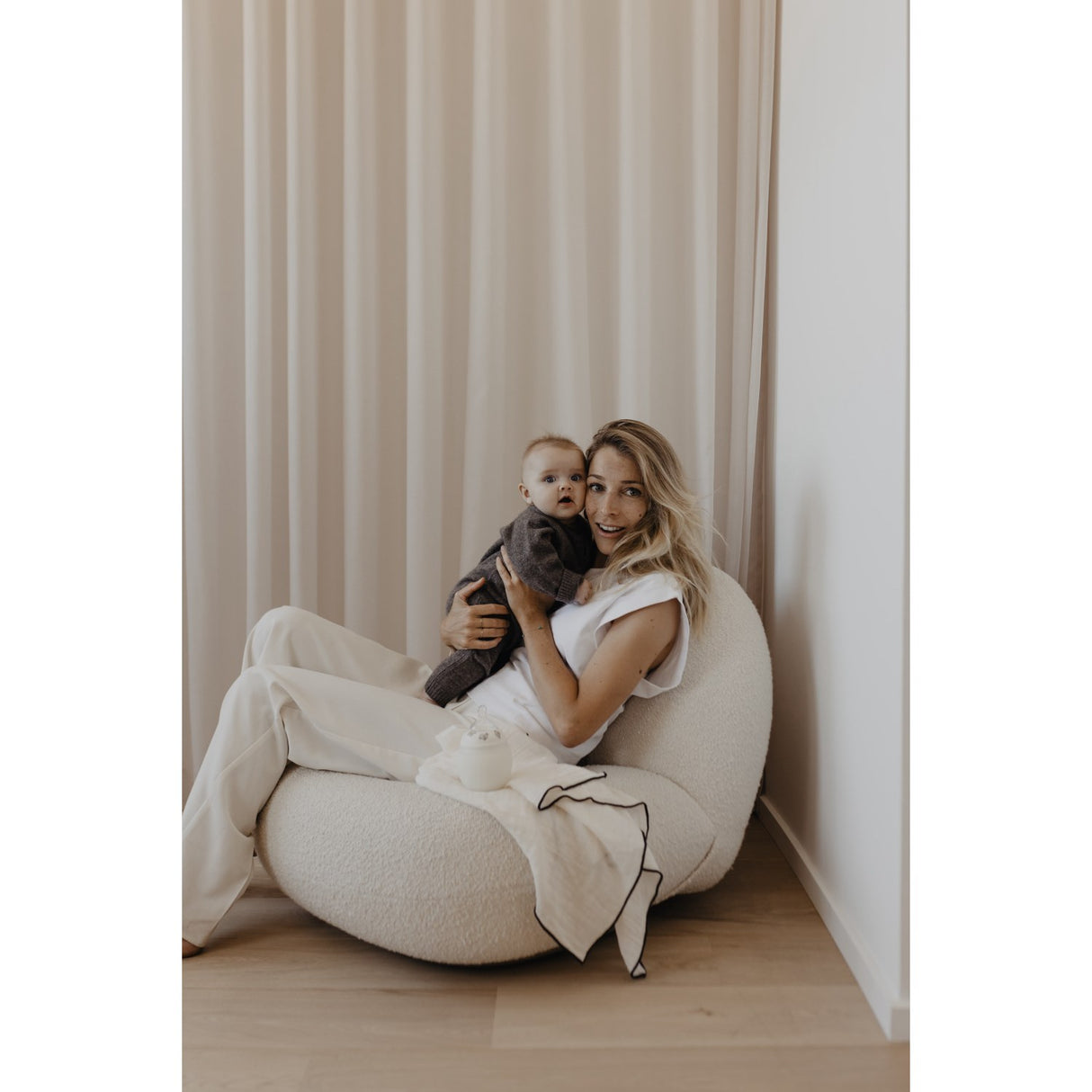 That's Mine X Élhée Bunnies Collab Baby Bottle 240 Ml