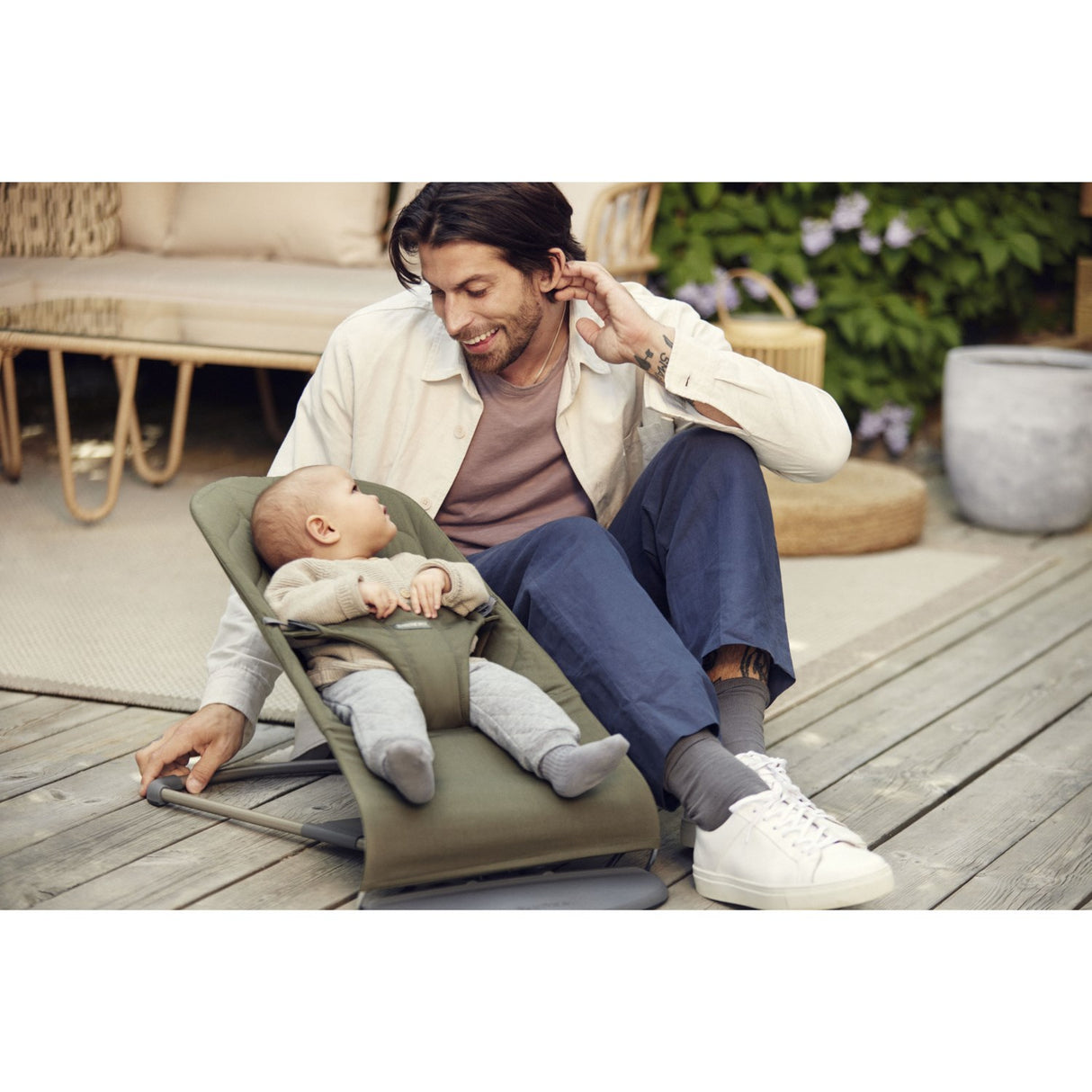 BabyBjörn Dark Green Skråstol Bliss - Vævet, Blomsterbladsquilt