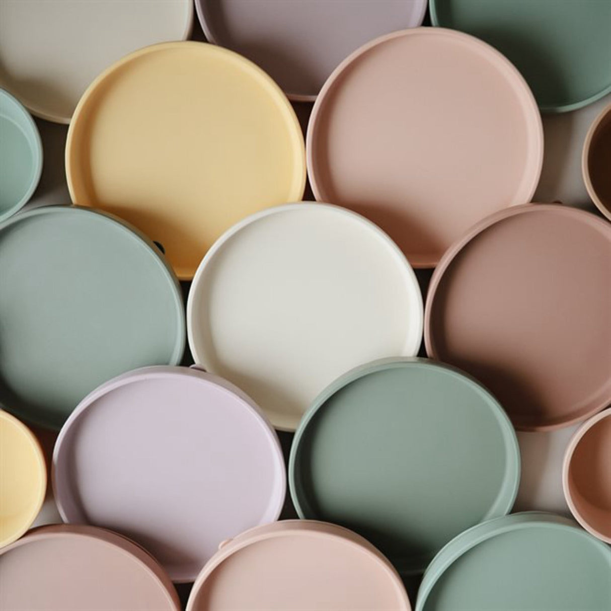 Mushie Blush Classic Silicone Plate