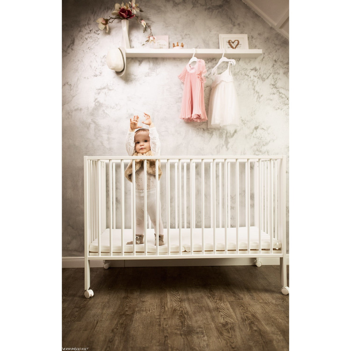 tiSsi® White Laquer Jori Sammenklappelig Bed Massiv Beech