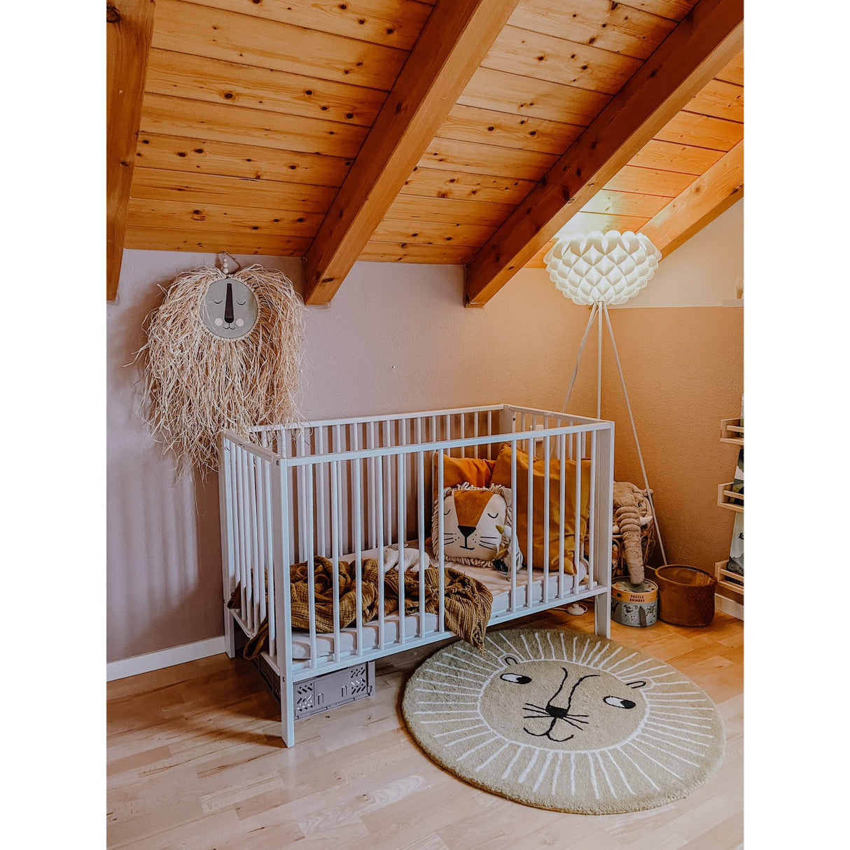 tiSsi® White Laquer Jori Sammenklappelig Bed Massiv Beech