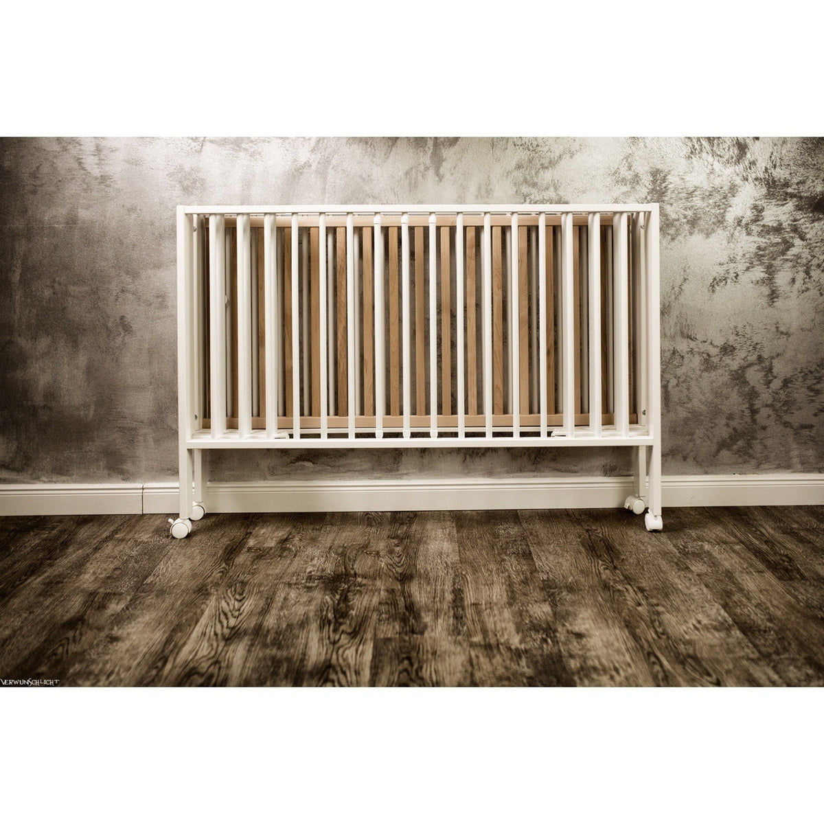 tiSsi® White Laquer Jori Sammenklappelig Bed Massiv Beech