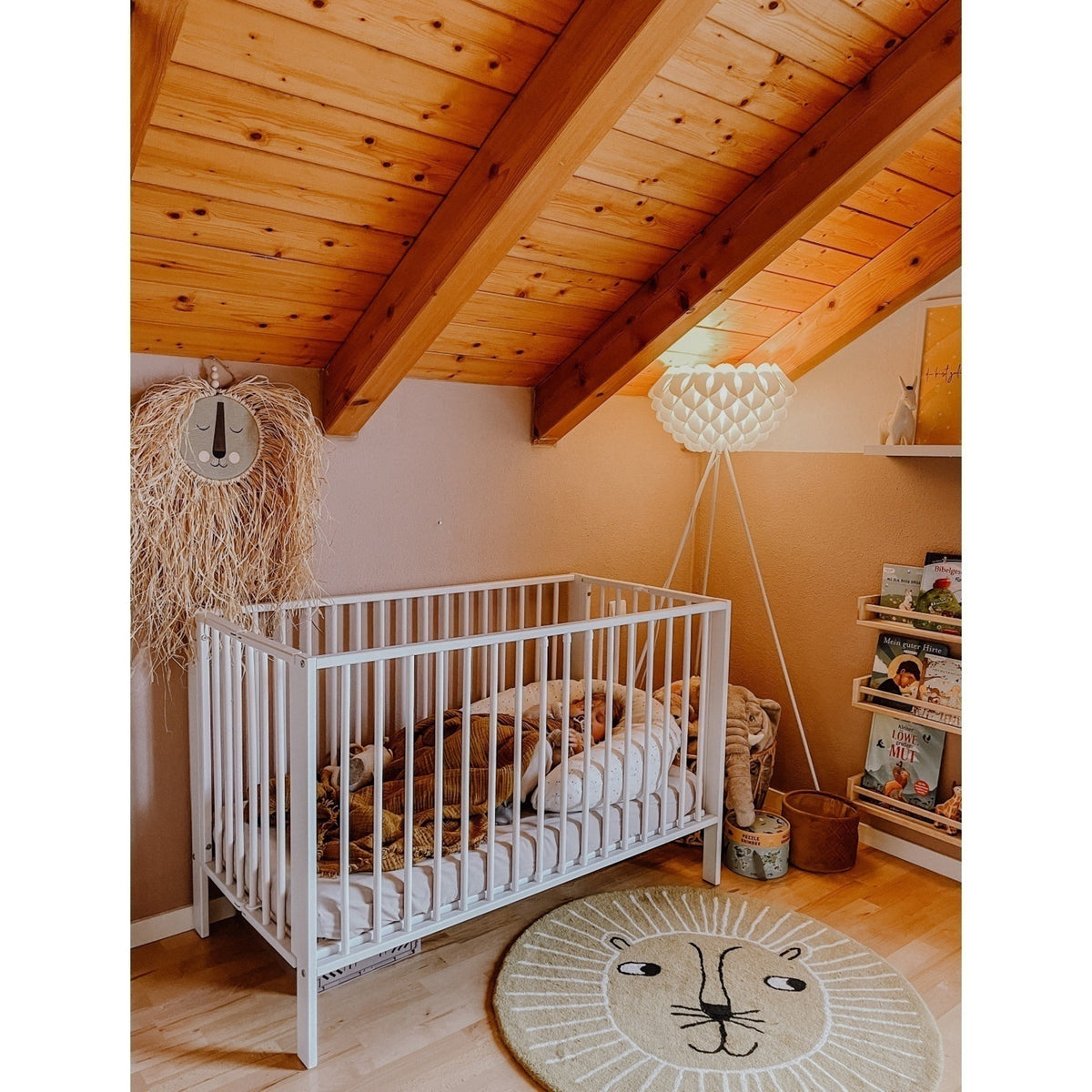 tiSsi® White Laquer Jori Sammenklappelig Bed Massiv Beech