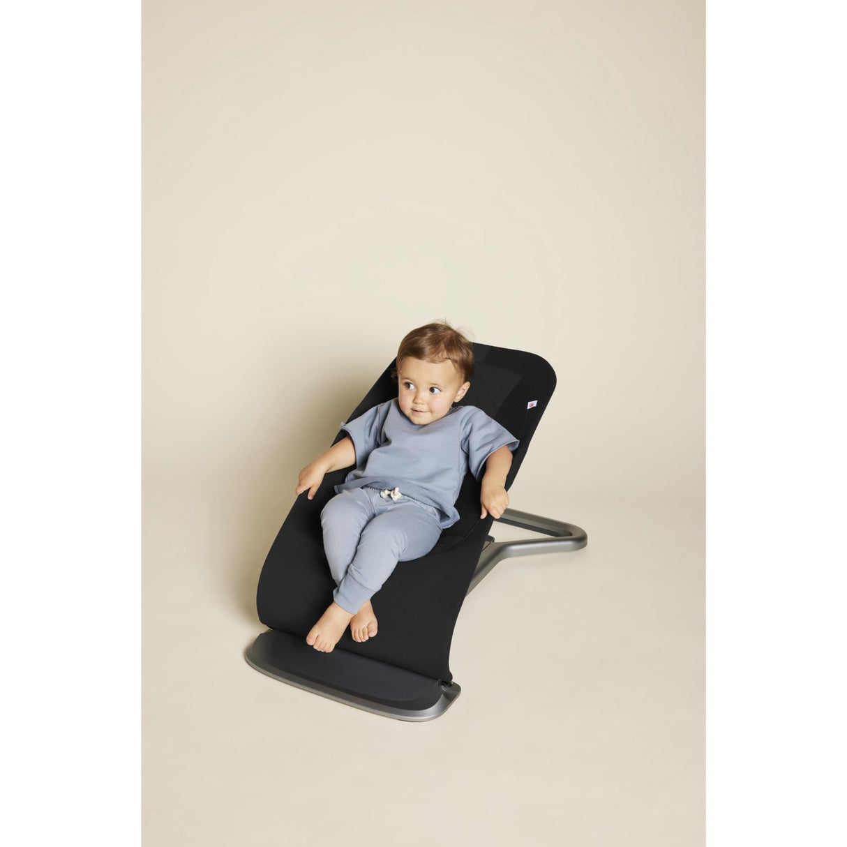 Ergobaby Onyx Black Evolve Bouncer