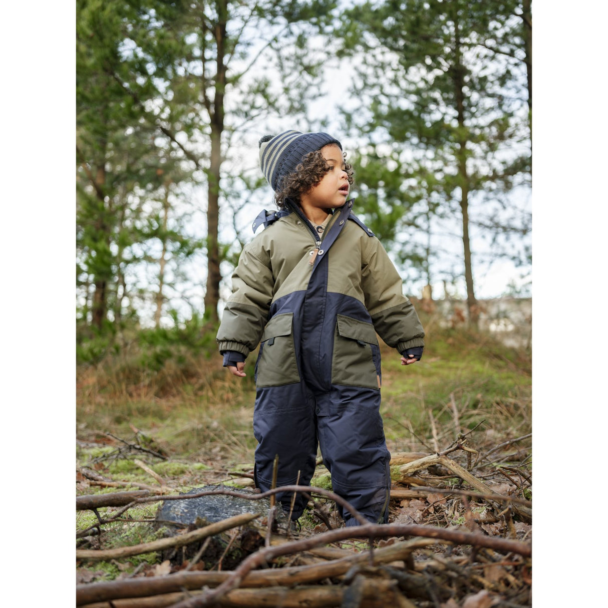 Hust & Claire More Navy Orlando Solid