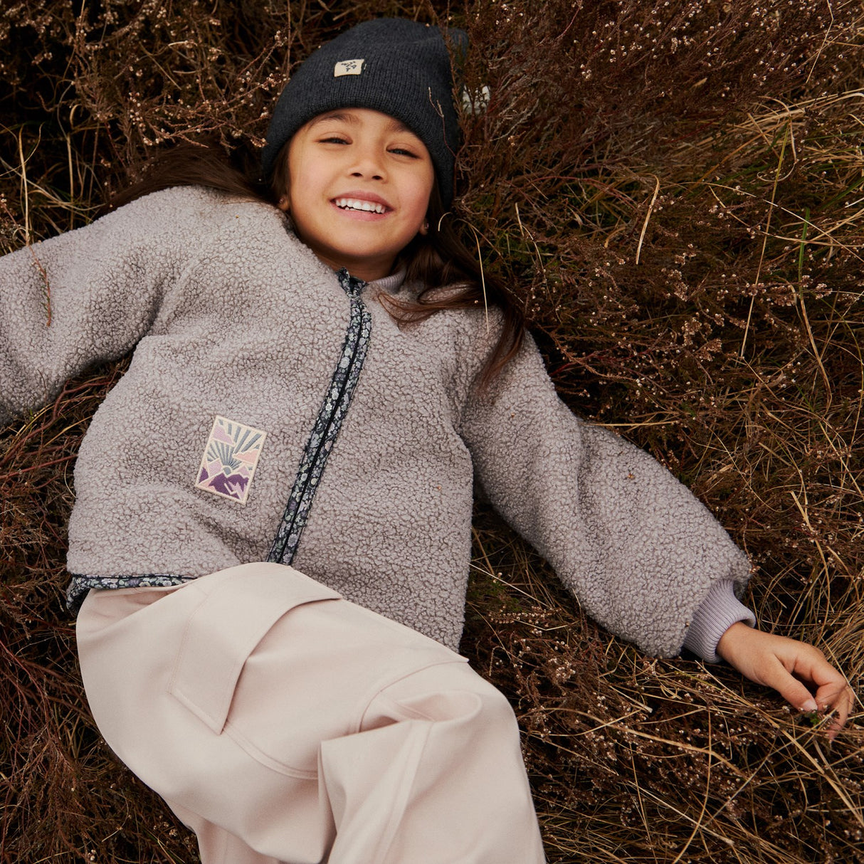 Wheat Black Sea Flowers Reversible Thermo Jacket Lake