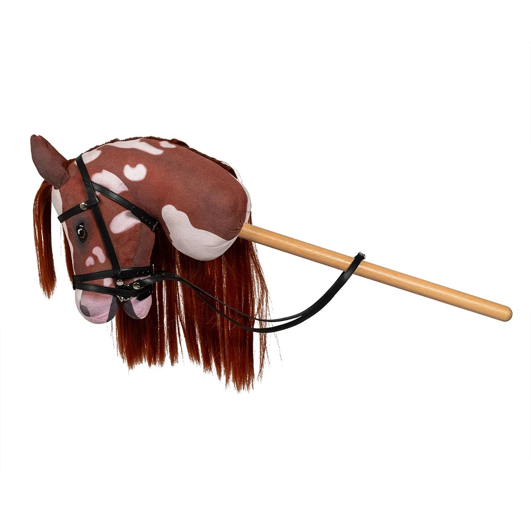 제작: Astrup Hobby Horse, Coco, Maroon/White