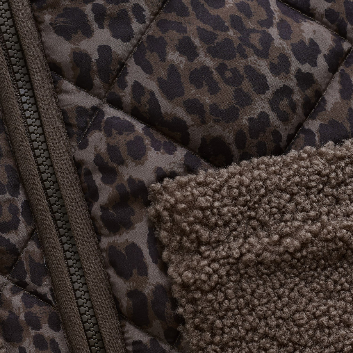 Minymo Chocolate Chip Jacket Quilt AOP