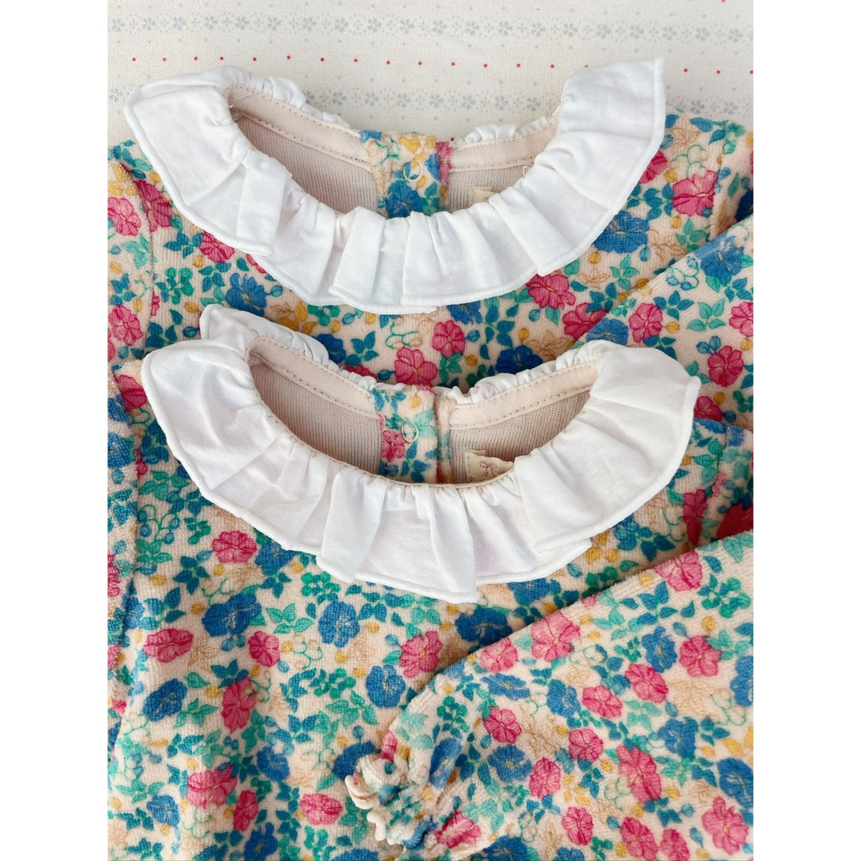 Konges Sløjd Fiola Miffa Frill Onesie GOTS