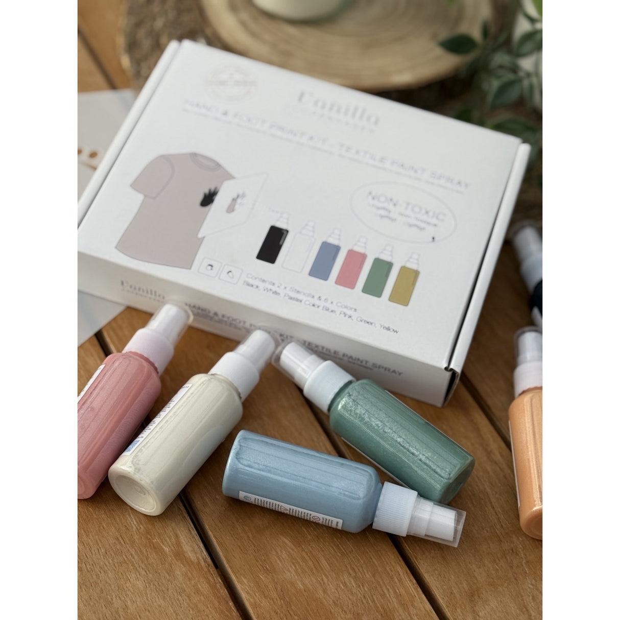 Vanilla COPENHAGEN Multi Fabric Paint Spray Hand & Foot Print Kit