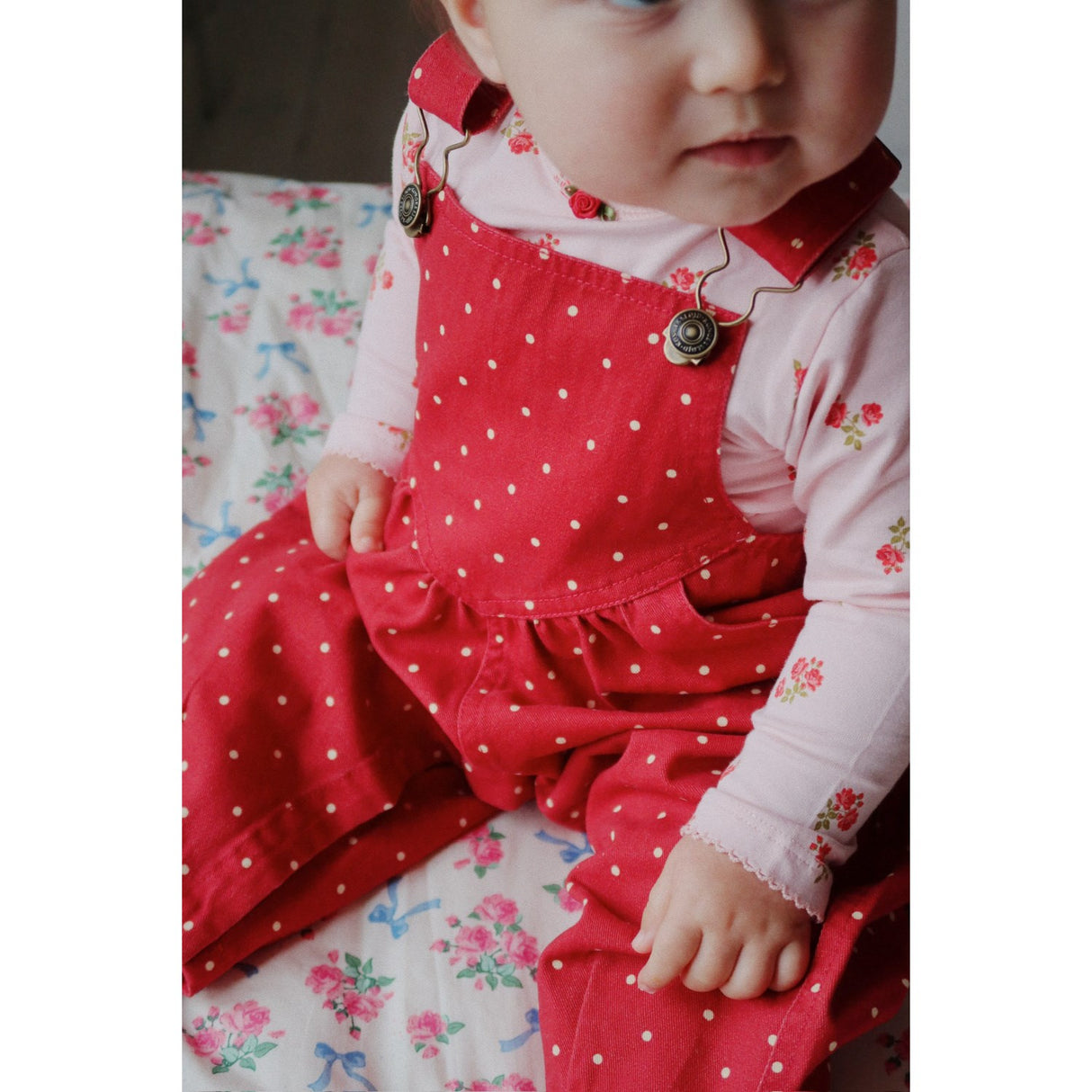 Konges Sløjd Strawberry Dot Nola Overalls GOTS