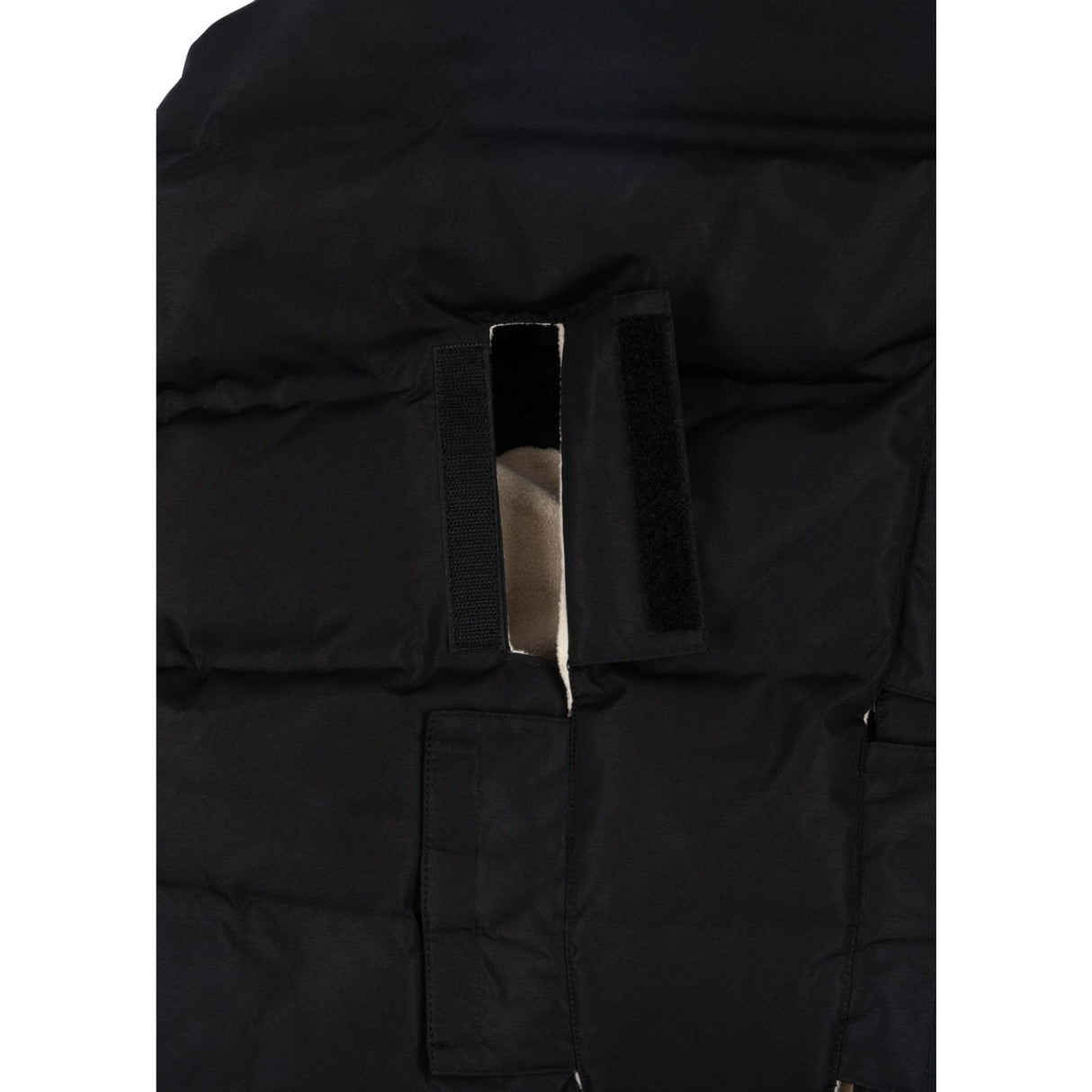Konges Sløjd Black Nemuri Footmuff