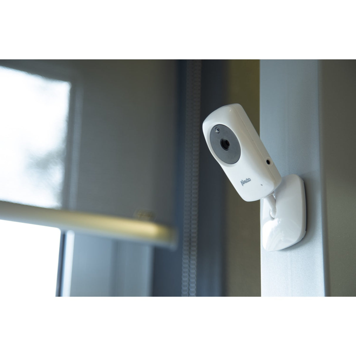 Alecto Video Baby Monitor With 2,4 Inch Color Display