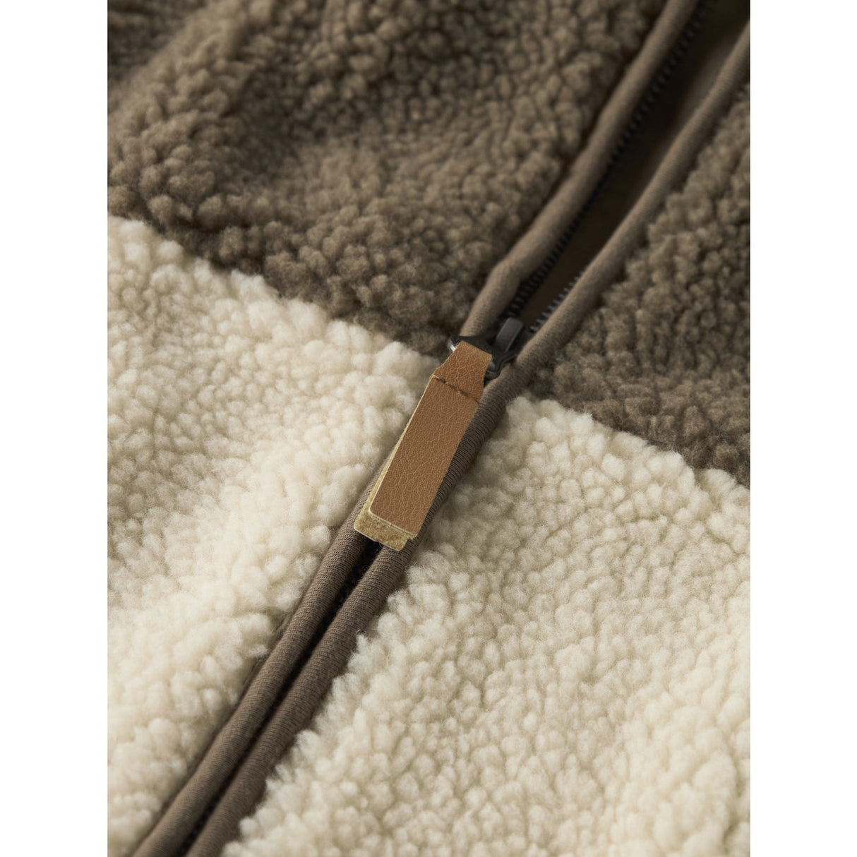 Lil'Atelier Turtledove Shitake Nmmlajo Loose Vest Lil