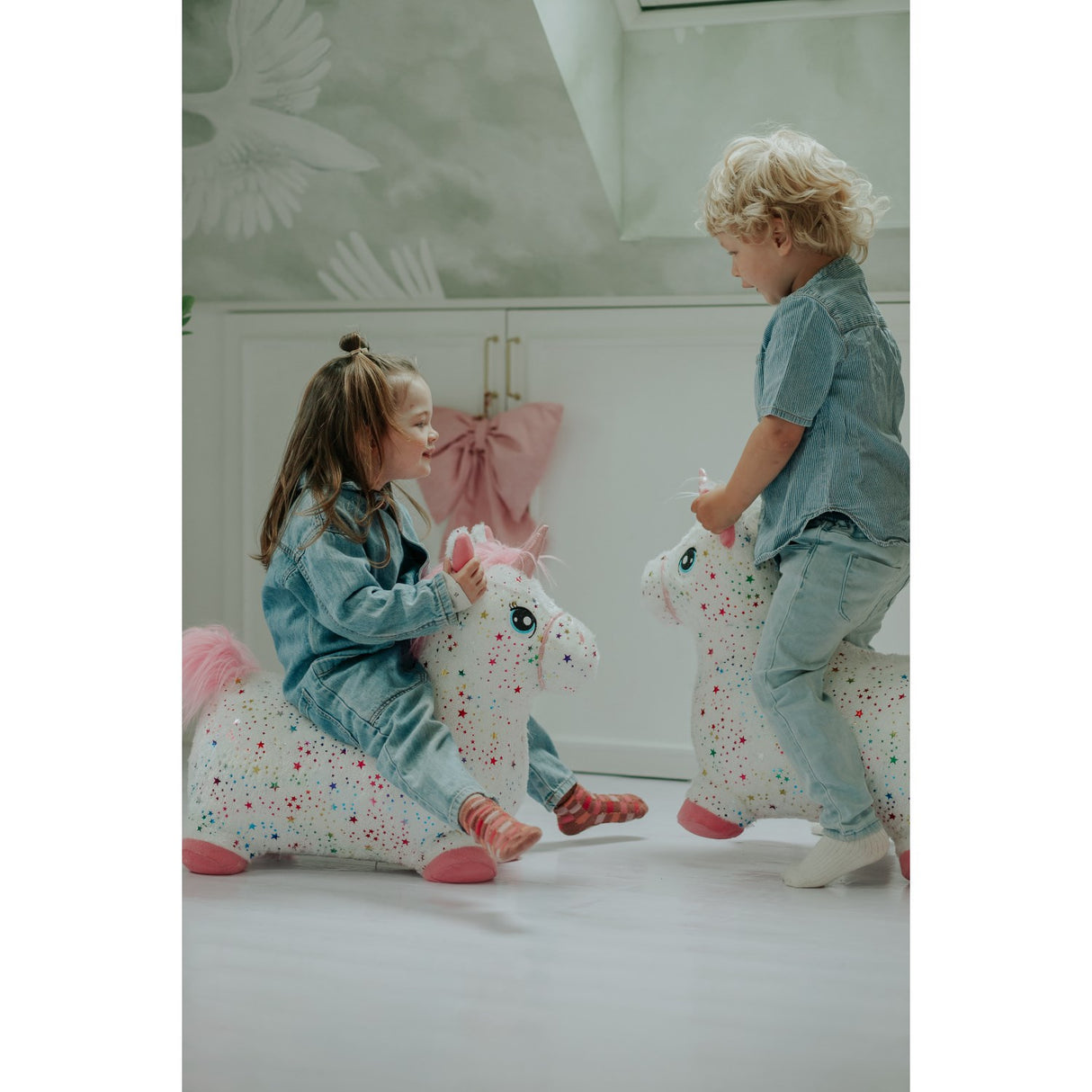 KREA® Hop Og Hop Plush Enhjørning