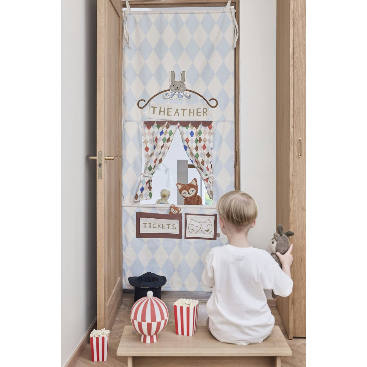 OYOY Multi Theater & Circus Play Door