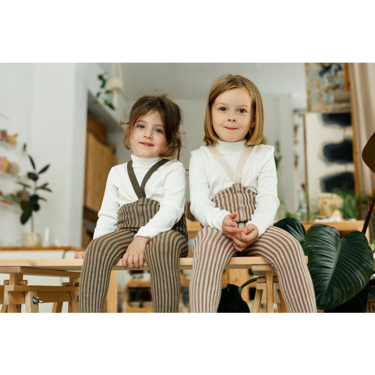 Silly Silas Seaweed Brown X Peanut Striped Special Footed Tights