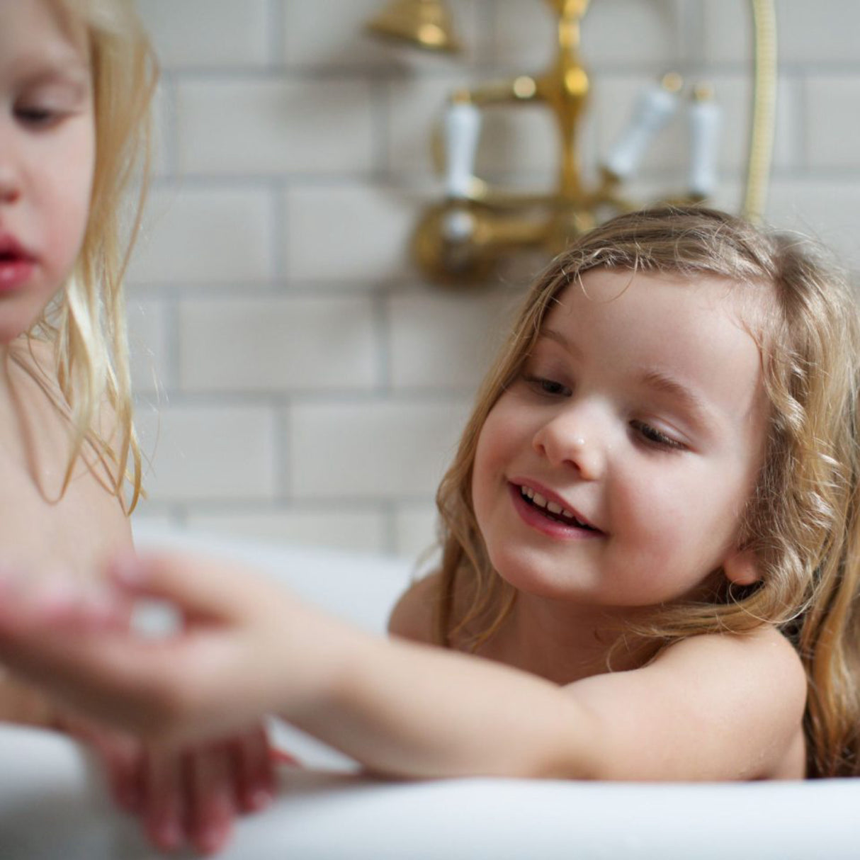 Tinti Skattekiste, 8 Dele