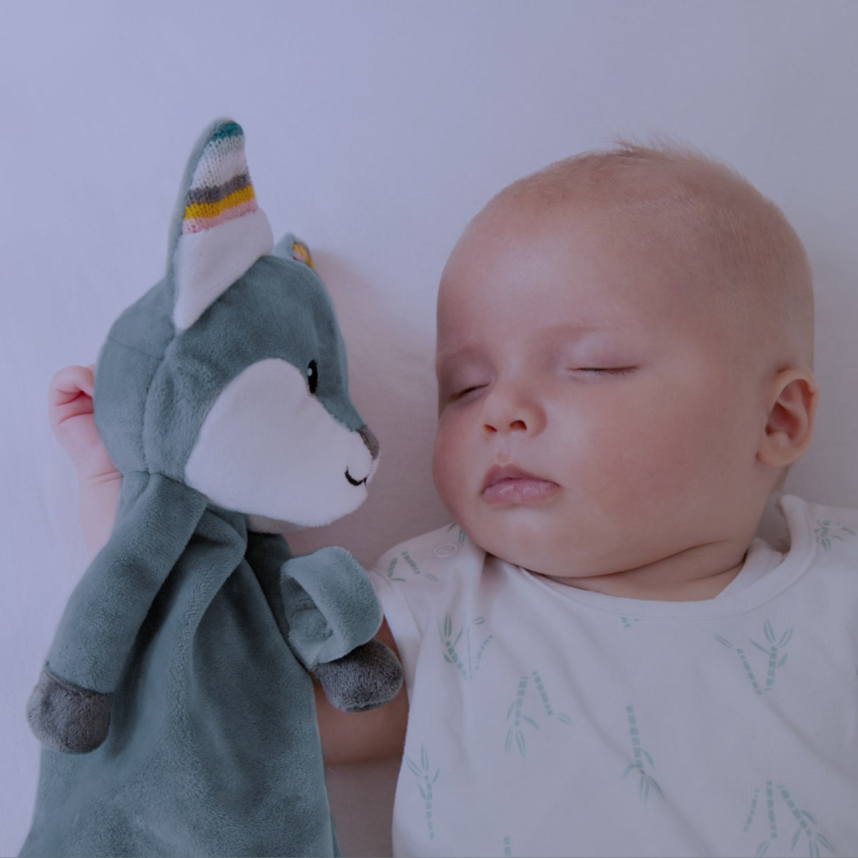 Zazu Green Felix The Fox Comforter With Sound