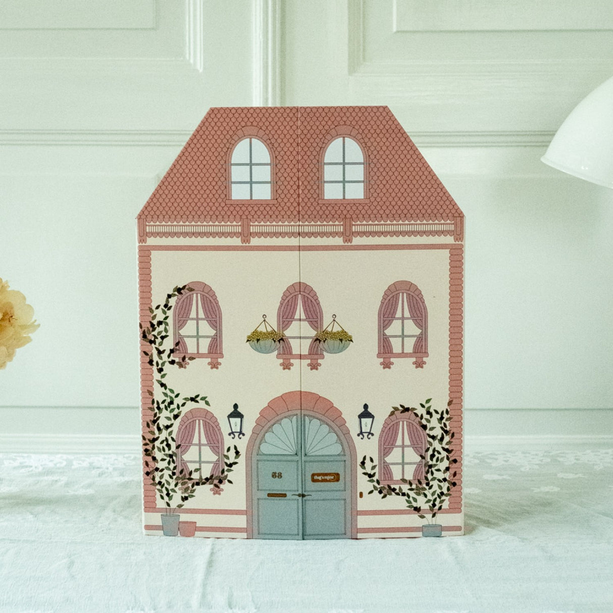 That's Mine Rose Mona Magnetic House