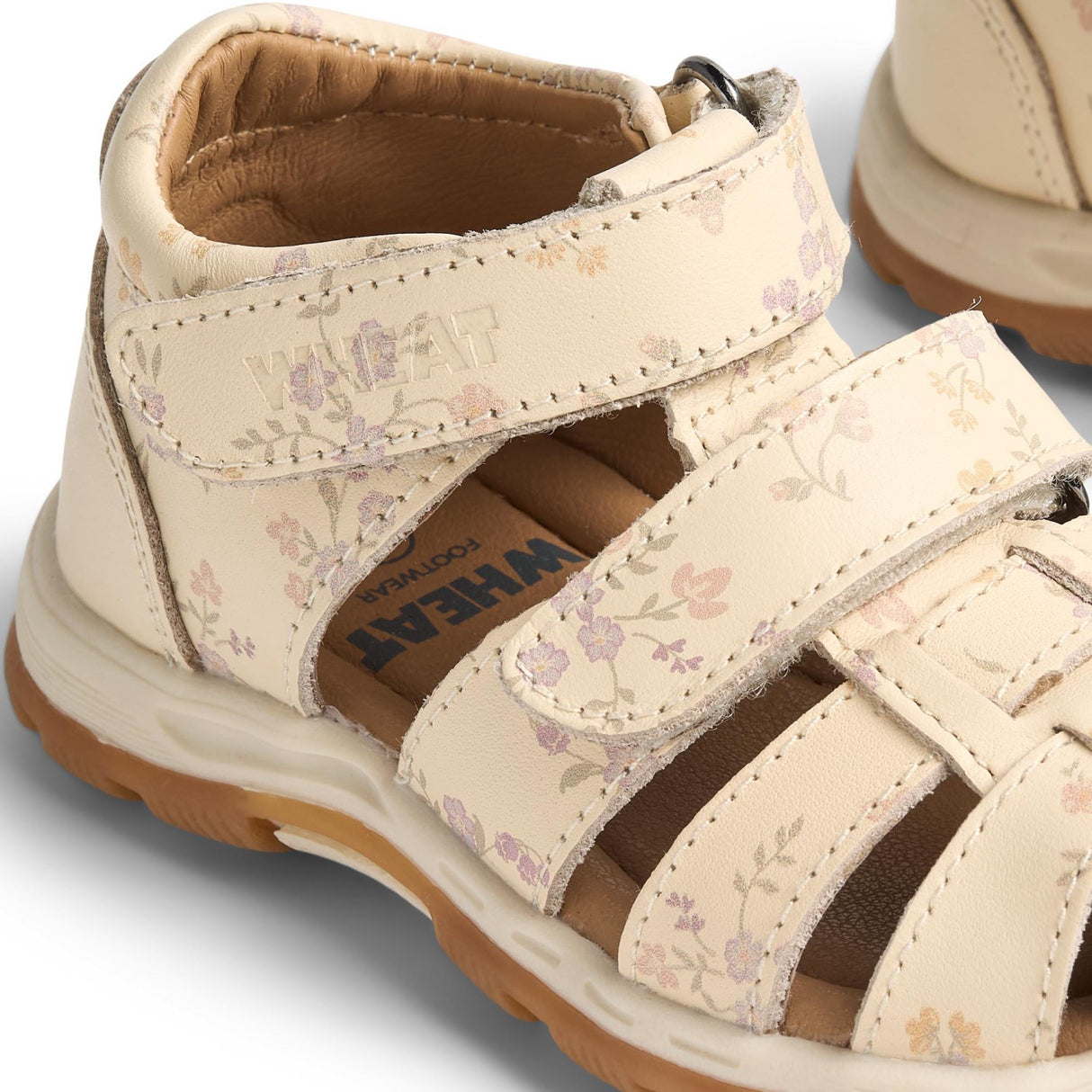Wheat Barely Apricot Flowers Sandal Frei