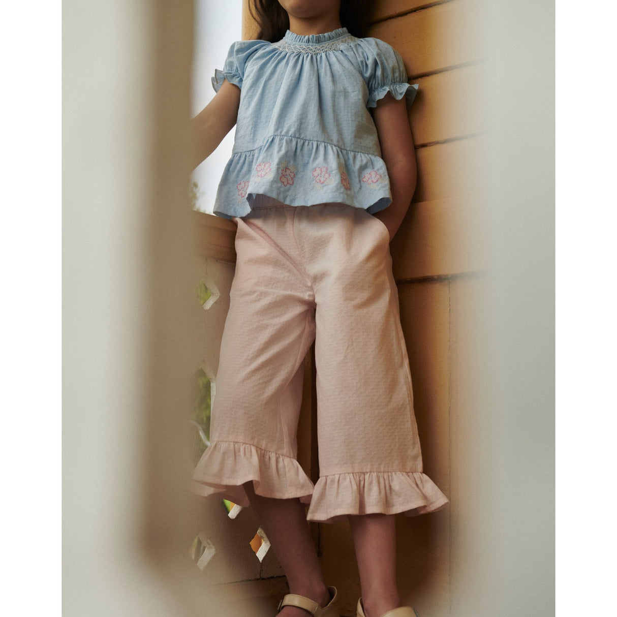 COPENHAGEN COLORS Lt. Blue Comb. Blouse W. Smock W. Emb.