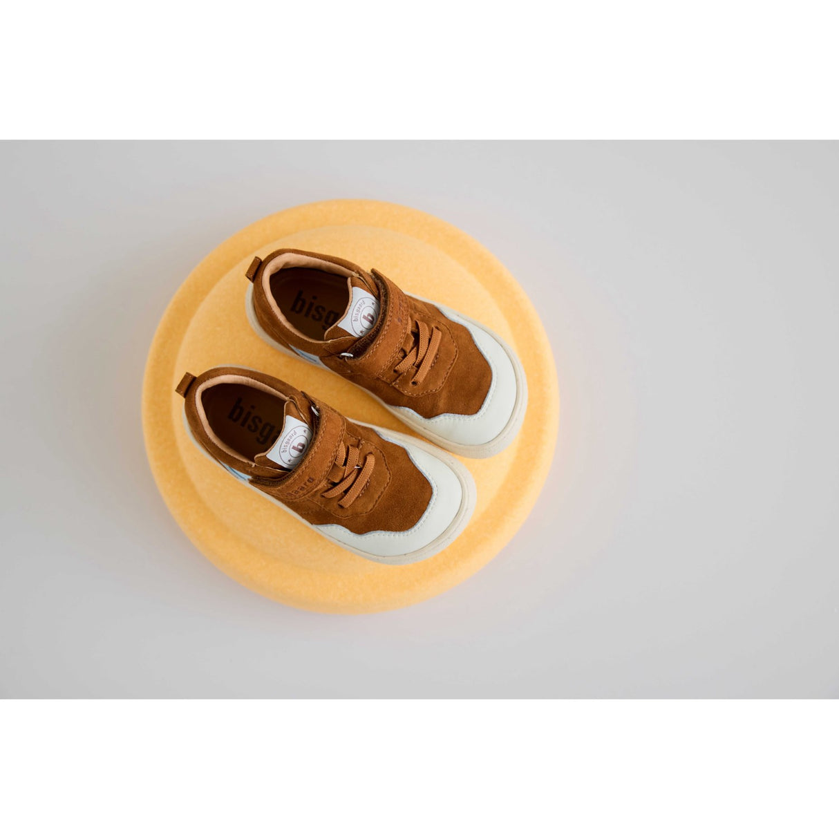 Bisgaard Cacao Barefoot Baloo Velcro Shoe