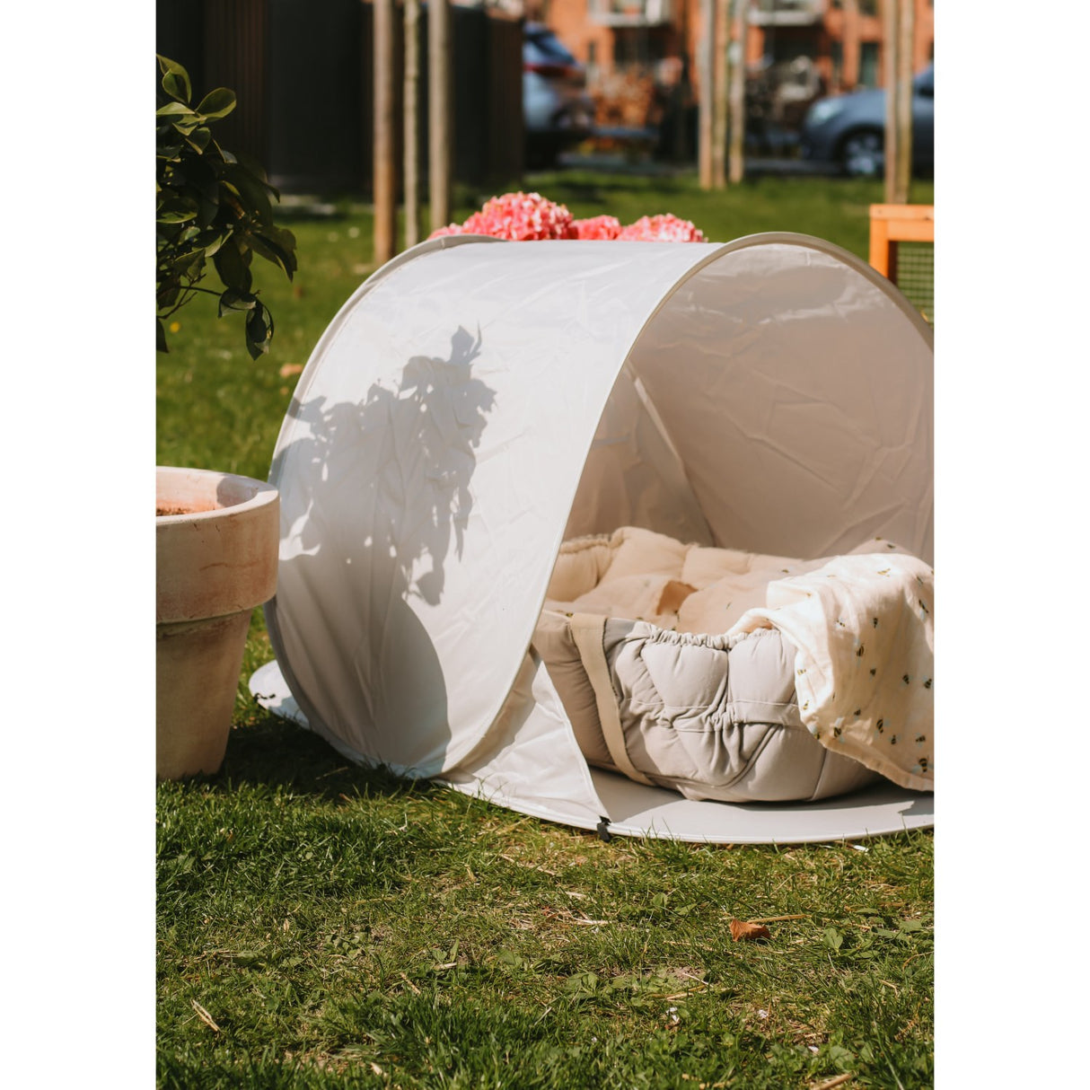 Vanilla COPENHAGEN Oyster Grey Pop-Up Tent Sleep