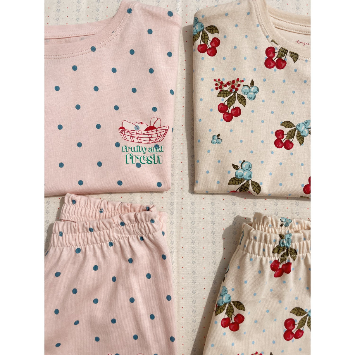 Konges Sløjd Rosewater Dot Lin Tee Set Gots