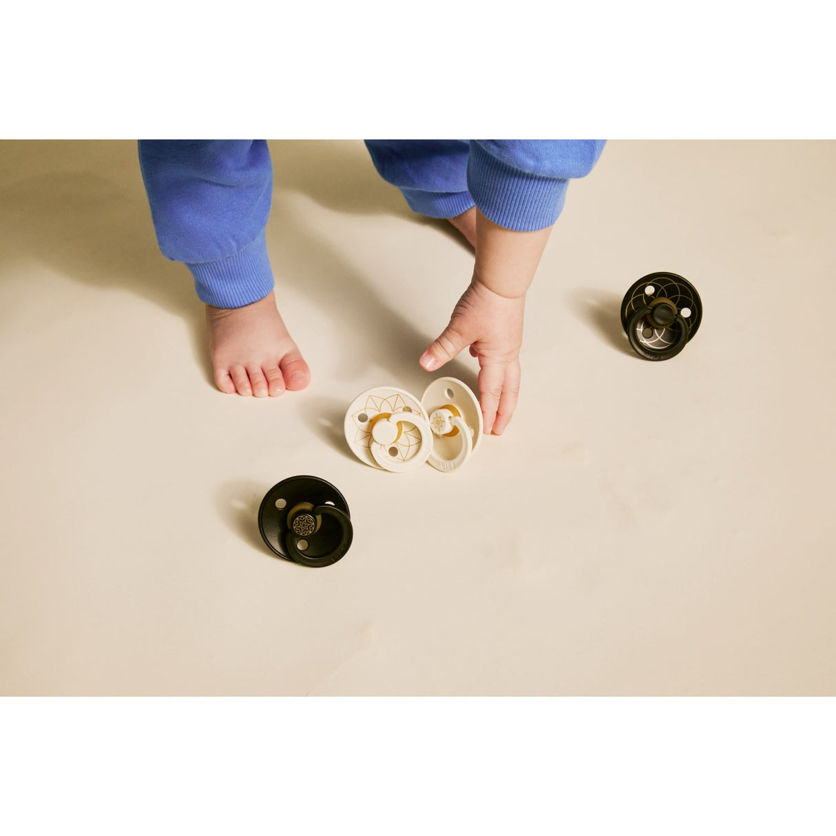 Bibs Ivory Gold Black Gold Pacifier Studio Colour 4 Pack Noor & Layl Latex